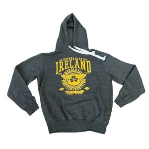 Irish Connexxion Men's Gray Ireland Emerald Clover Graphic Hoodie Sz Medium